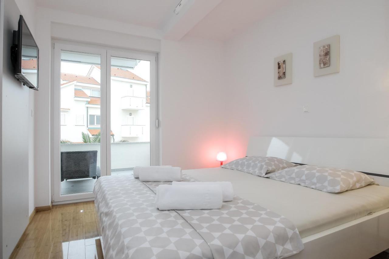 Apartments Tomana Novalja Rom bilde