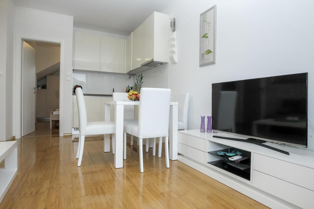 Apartments Tomana Novalja Rom bilde